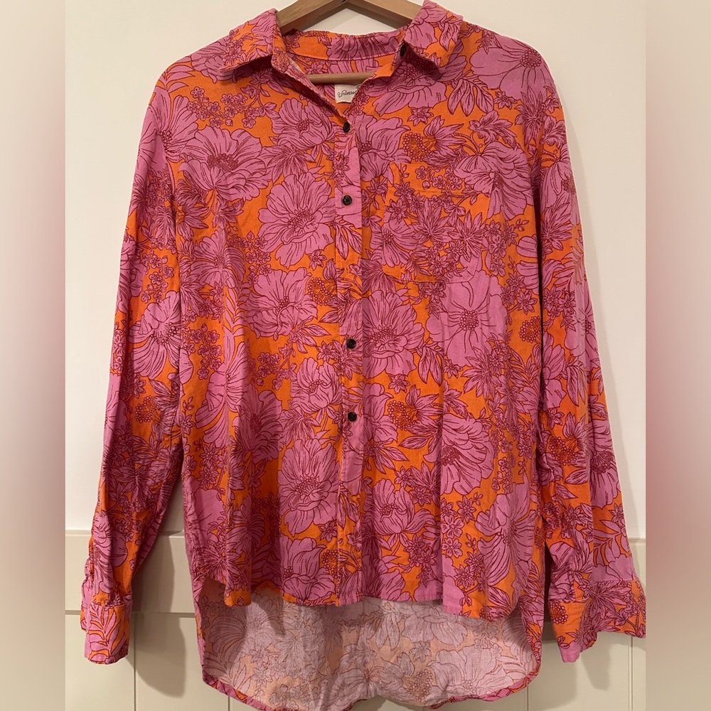 Universal Thread Pink and Orange Floral linen blend, bright‎ colors button down